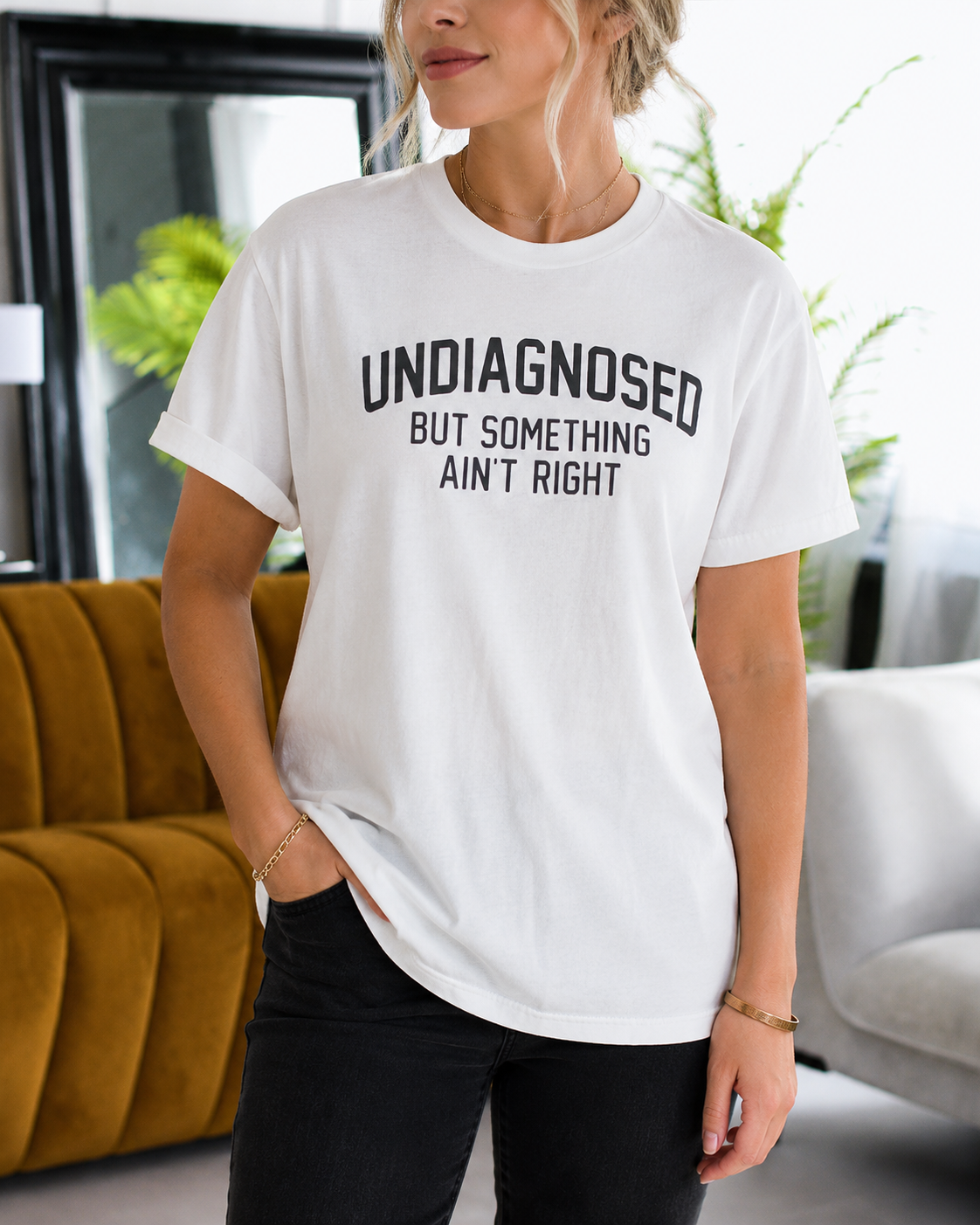 UNDIAGNOSED BUT SOMETHING AIN’T RIGHT Unisex T-shirt/Crewneck/Hoodie